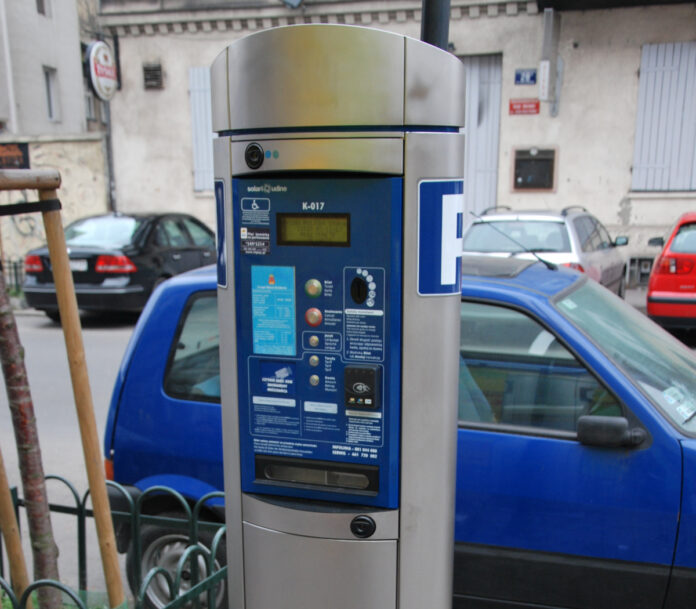 Za parkowanie w Krakowie zapłacisz już siedmioma aplikacjami